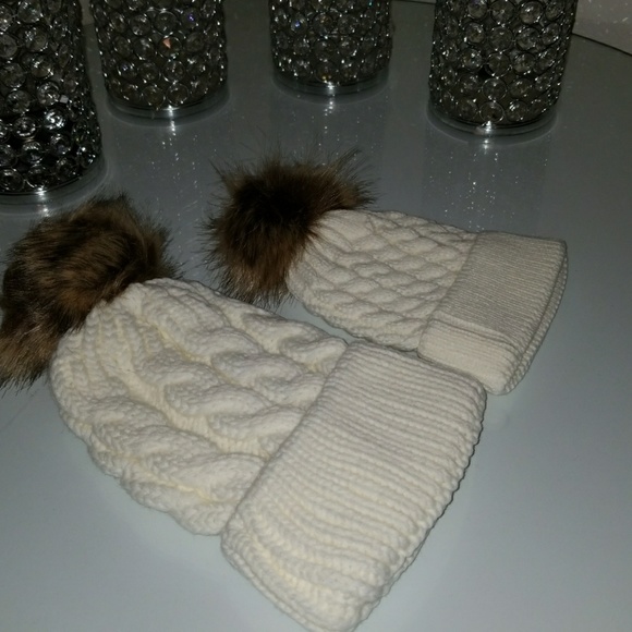 NWNT Mommie and Baby Beanie - Picture 3 of 3